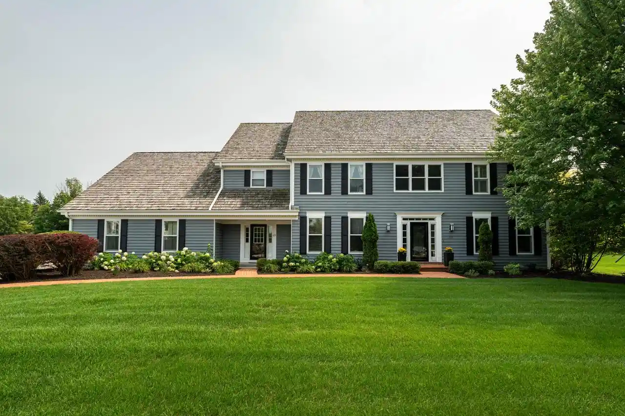 1st image of 215 E Beechwood Court Court, Mequon, WI 53092 | MLS# 1976462