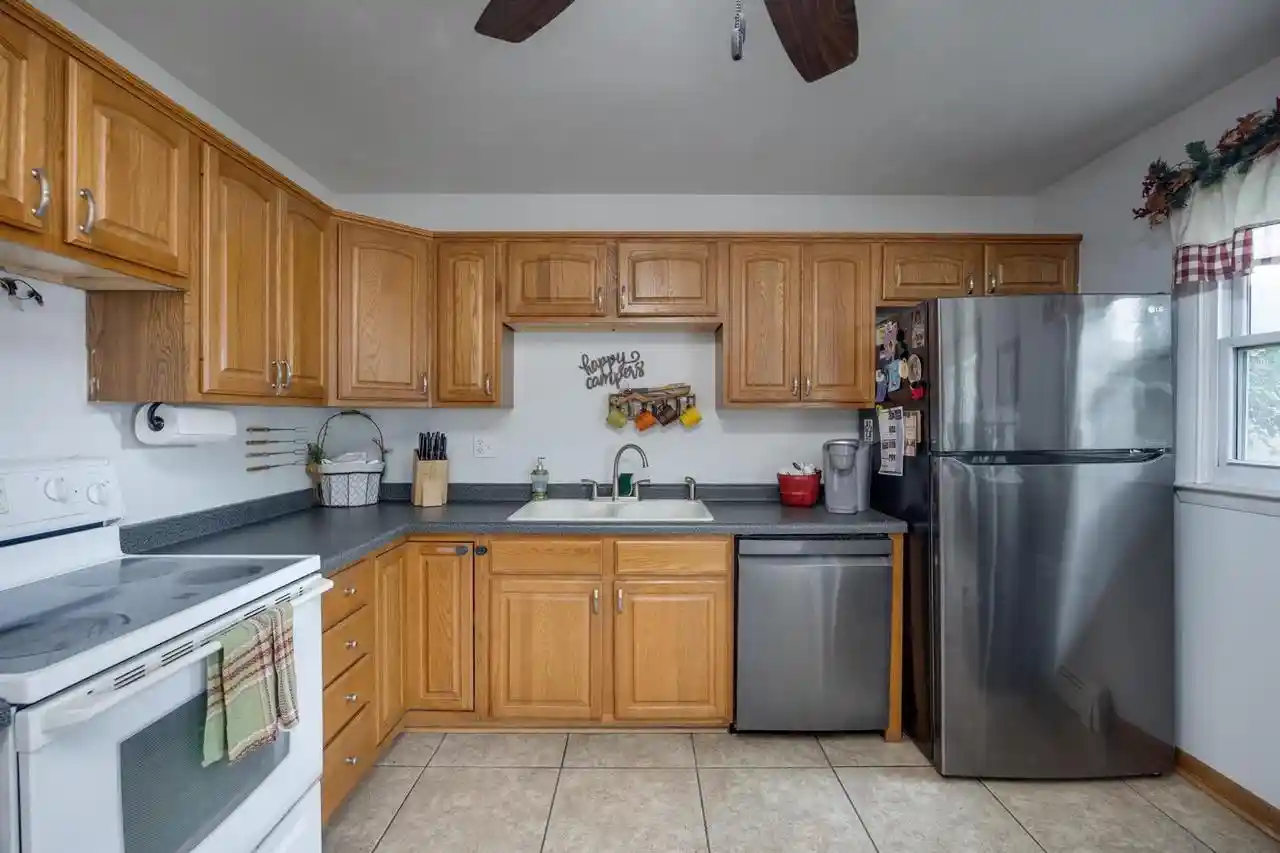 31st image of 1748 Windsor Court Court, Beloit, WI 53511 | MLS# 2030633