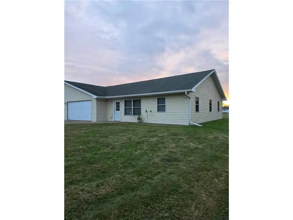 2nd image of 607 Washington Street Street, Almena, WI 54805 | MLS# 7126733