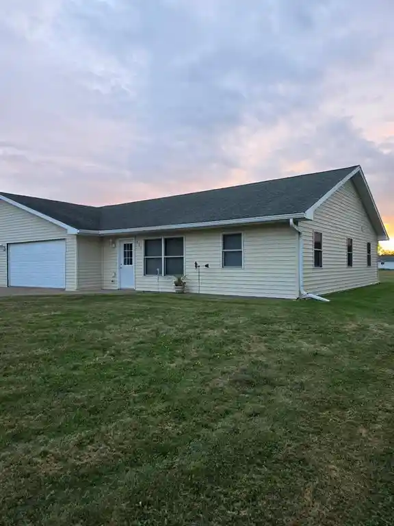 Photo 1 of Single family home for sale at 607 Washington Street Street, Almena, WI 54805 | MLS# 1604172 | Listing updated on 2026-09-03