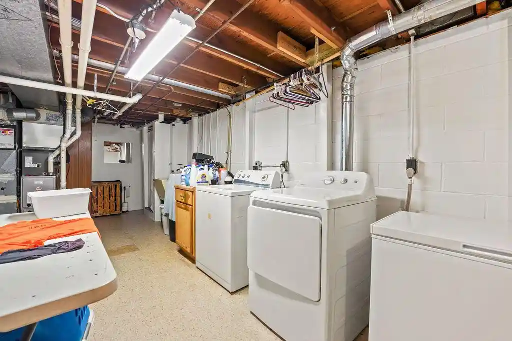 Photo 4 of Single family home for sale at 290 Breister Avenue Avenue, Fond Du Lac, WI 54935 | MLS# 50331029 | Listing updated on 2026-09-15