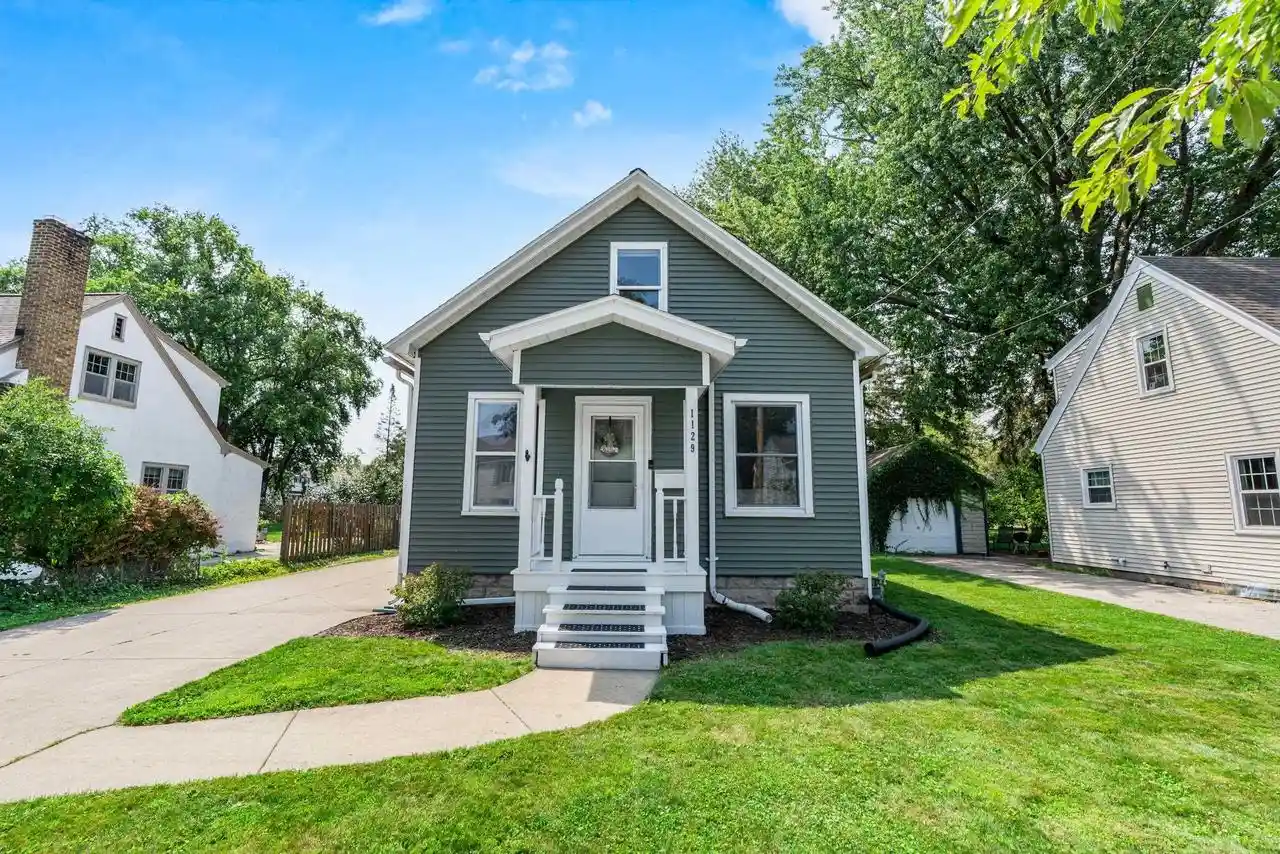 1st image of 1129 Reed Street Street, Green Bay, WI 54303 | MLS# 50331089