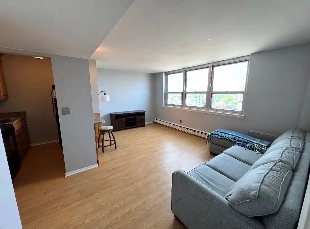 Photo 4 of Condo for sale at 1707 N Prospect Avenue Avenue #12D, Milwaukee, WI 53202 | MLS# 1976471 | Listing updated on 2026-09-17