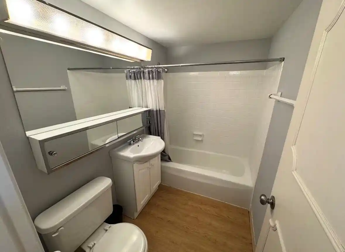 11th image of 1707 N Prospect Avenue Avenue #12D, Milwaukee, WI 53202 | MLS# 1976471