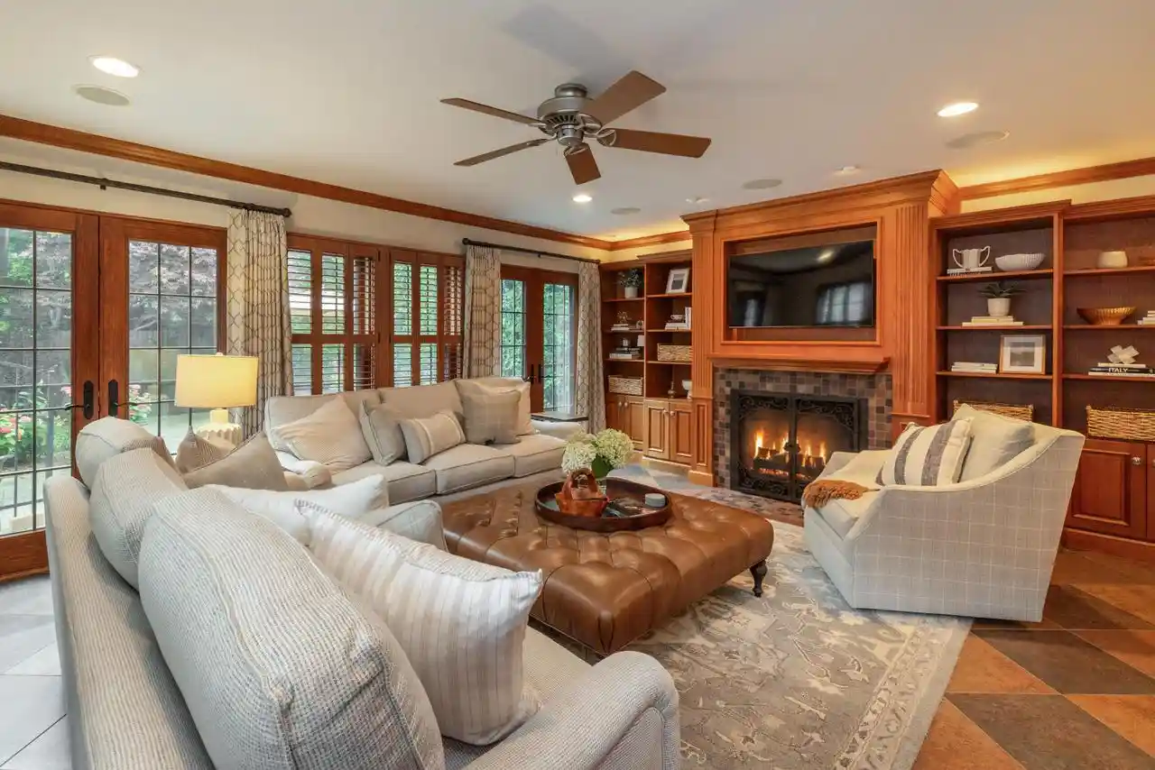 4th image of 5859 N Maitland Court Court, Milwaukee, WI 53217 | MLS# 1976470