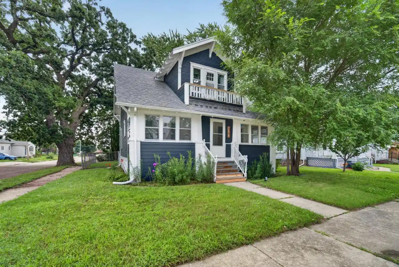 Photo 1 of Single family home for sale at 6903 27th Avenue Avenue, Kenosha, WI 53143 | MLS# 1976474 | Listing updated on 2026-08-21