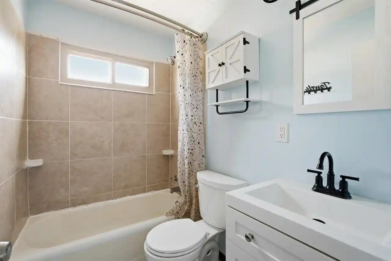 5th image of 319 Lima Street Street, New London, WI 54961 | MLS# 50331105