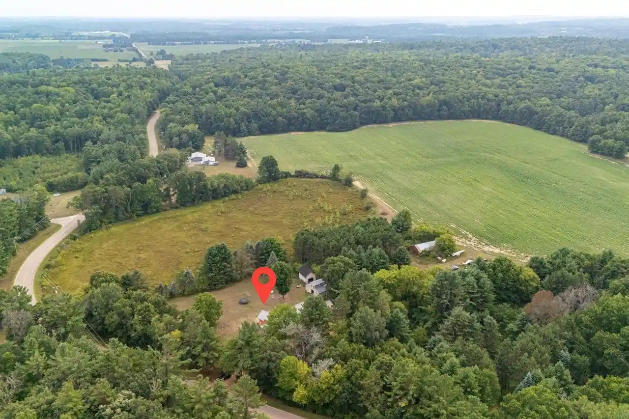 Photo 3 of Single family home for sale at 770 County Rd Zz North, Amherst Junction, WI 54407 | MLS# 50331100 | Listing updated on 2026-08-18