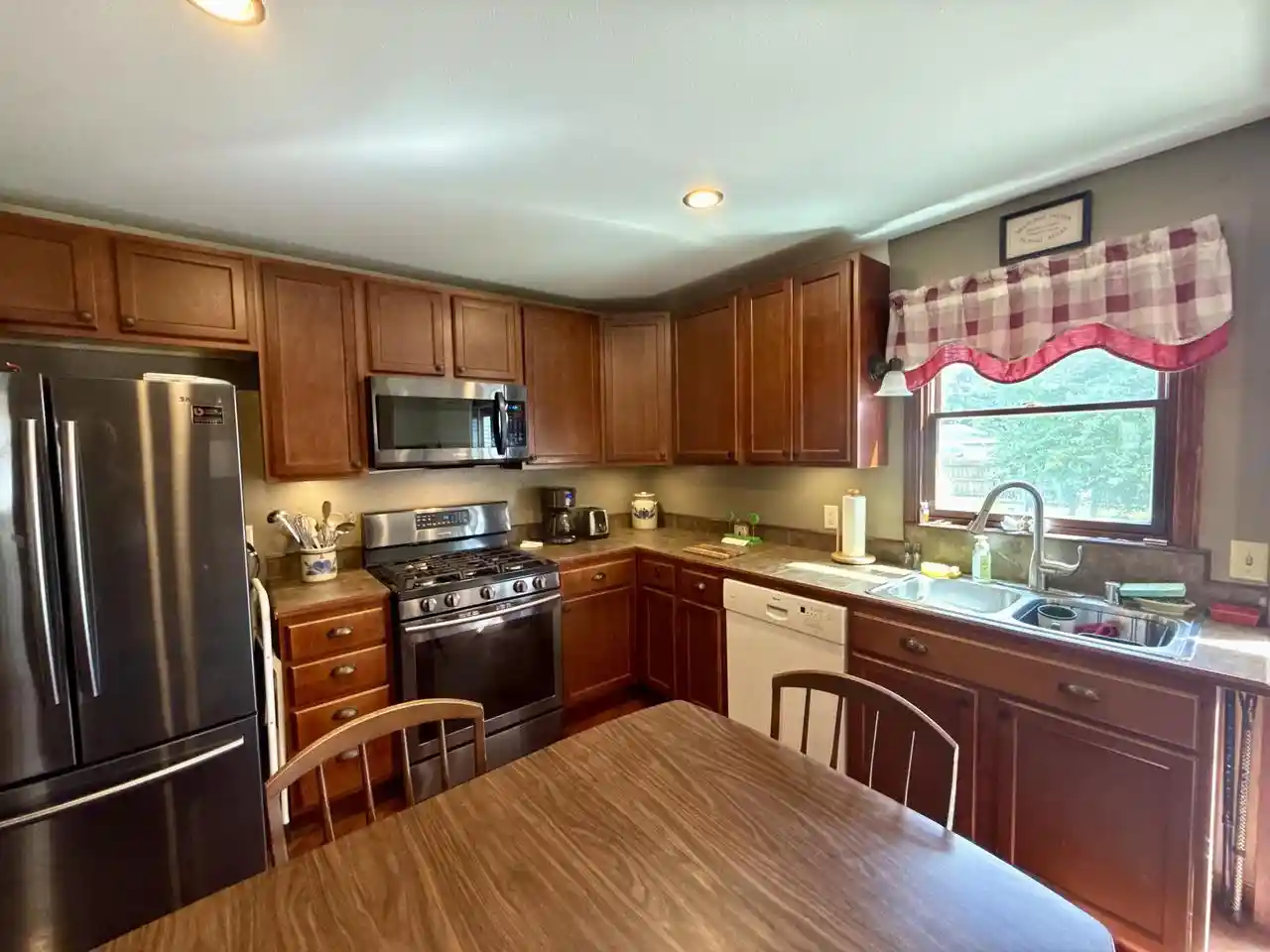 2nd image of 357 Wainwright Avenue Avenue, Burlington, WI 53105 | MLS# 1976477