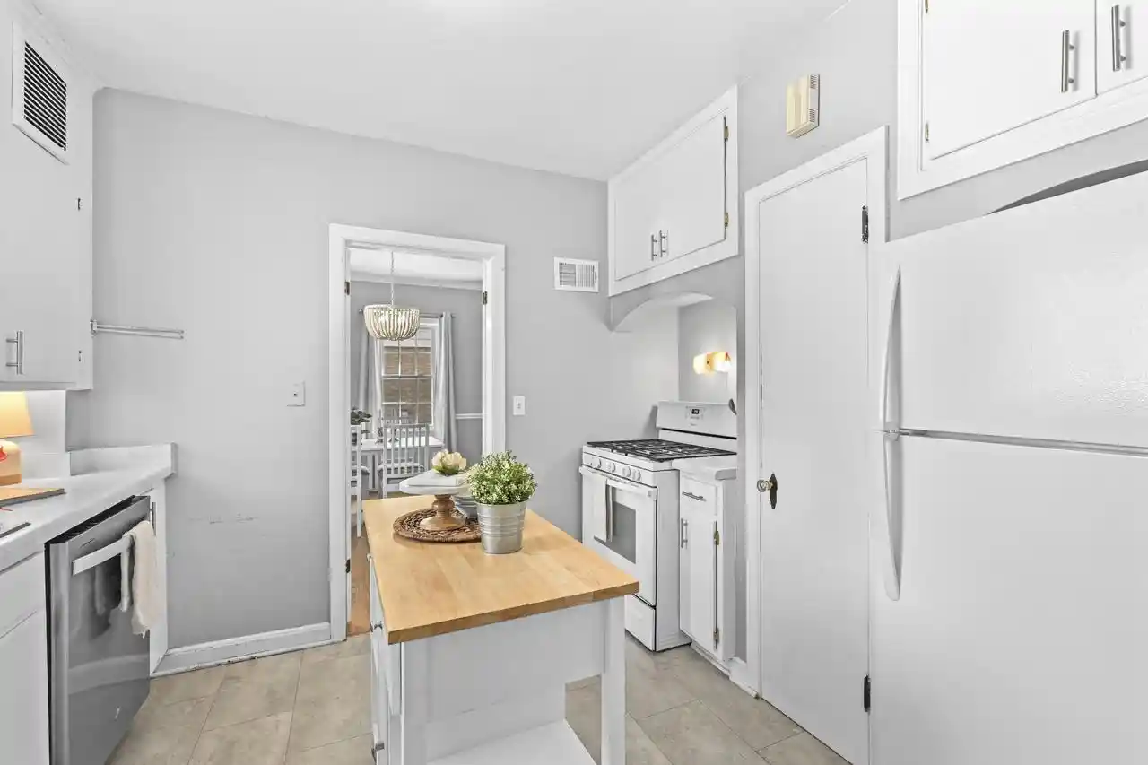 33rd image of 616 N 104th Street Street #618, Milwaukee, WI 53226 | MLS# 1976480