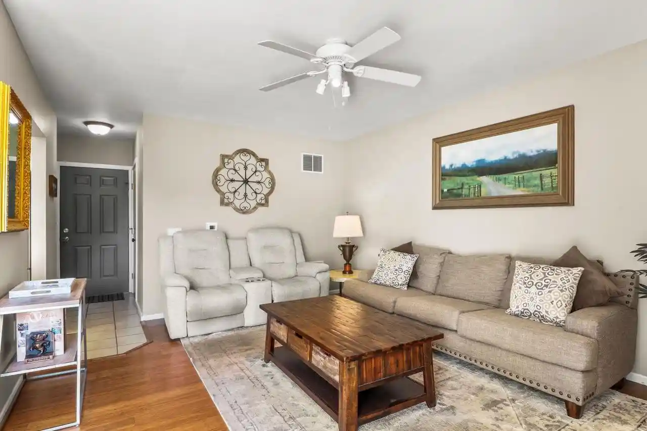 3rd image of 514 Enterprise Dr Dr, Verona, WI 53593 | MLS# 2030644