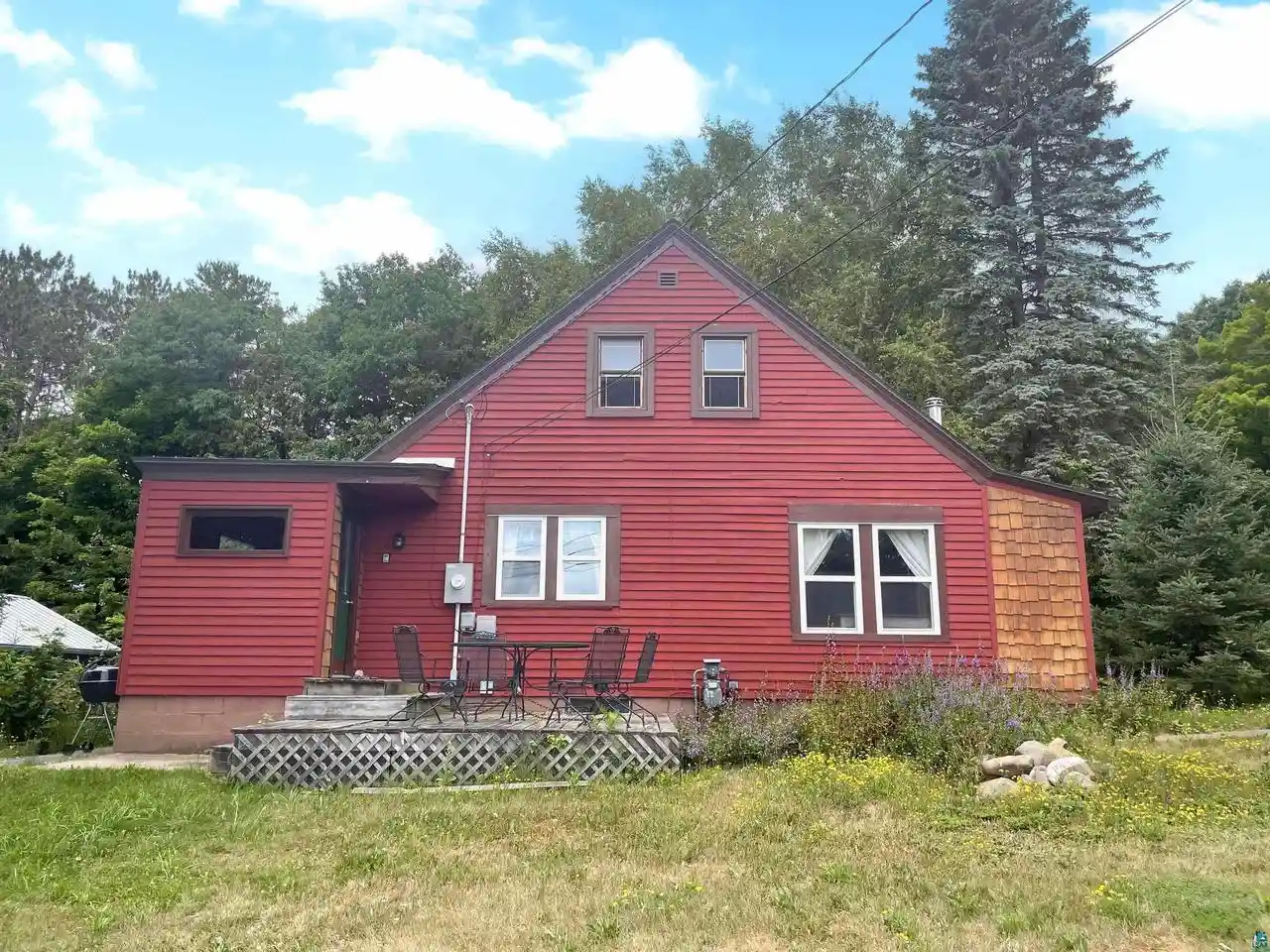 1st image of 220 Lynde Ave Ave, Bayfield, WI 54814 | MLS# 6127403