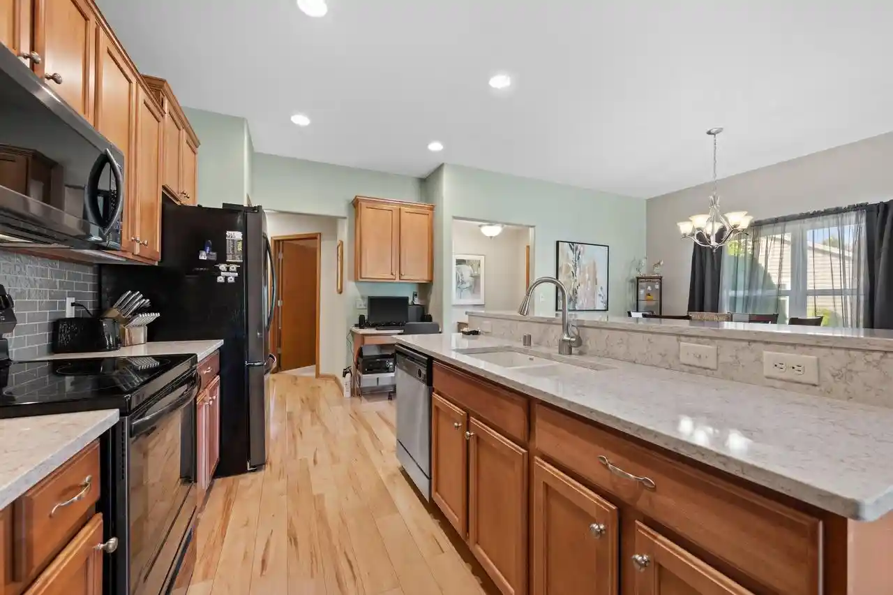 5th image of 224 Wildflower Circle Circle, Port Washington, WI 53074 | MLS# 1976482