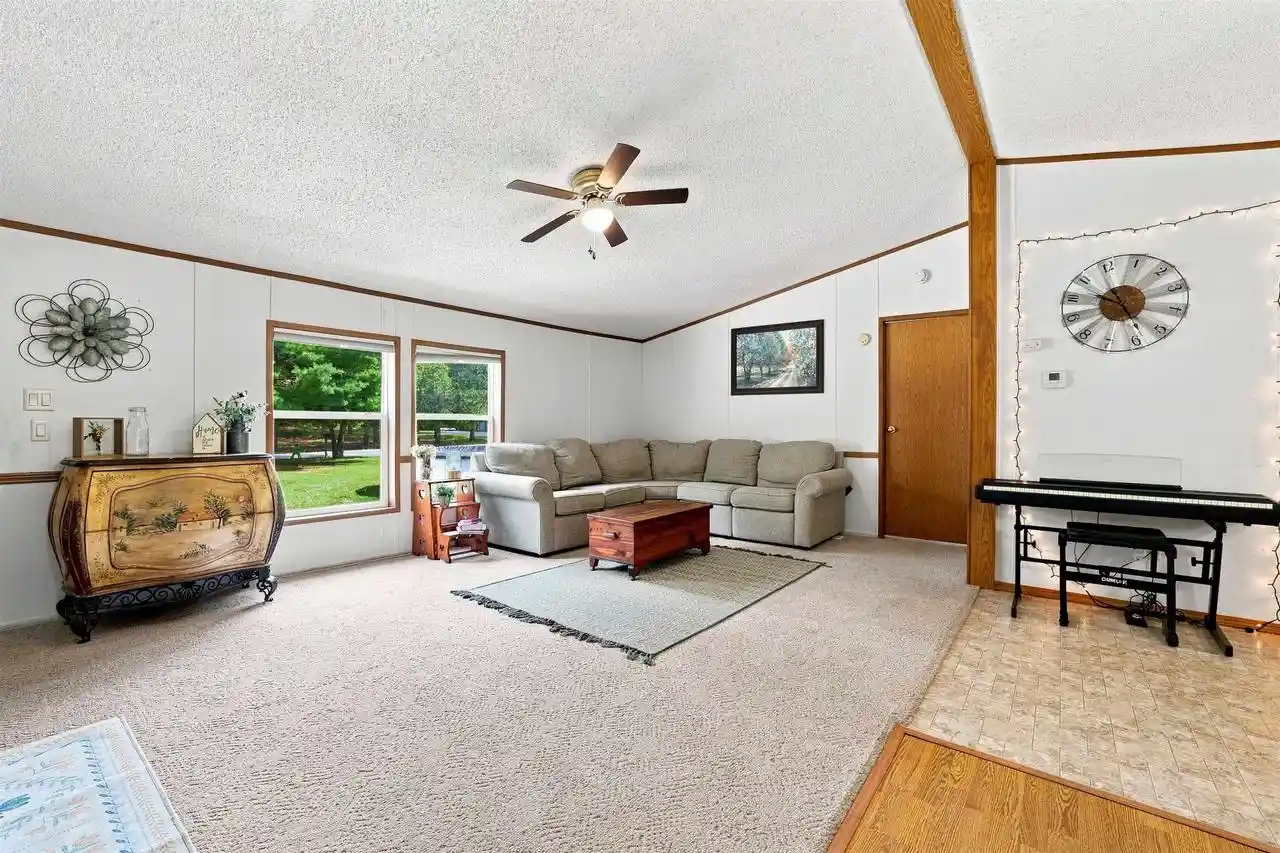 2nd image of N2729 S Hill Lane Lane, Redgranite, WI 54970 | MLS# 22603986