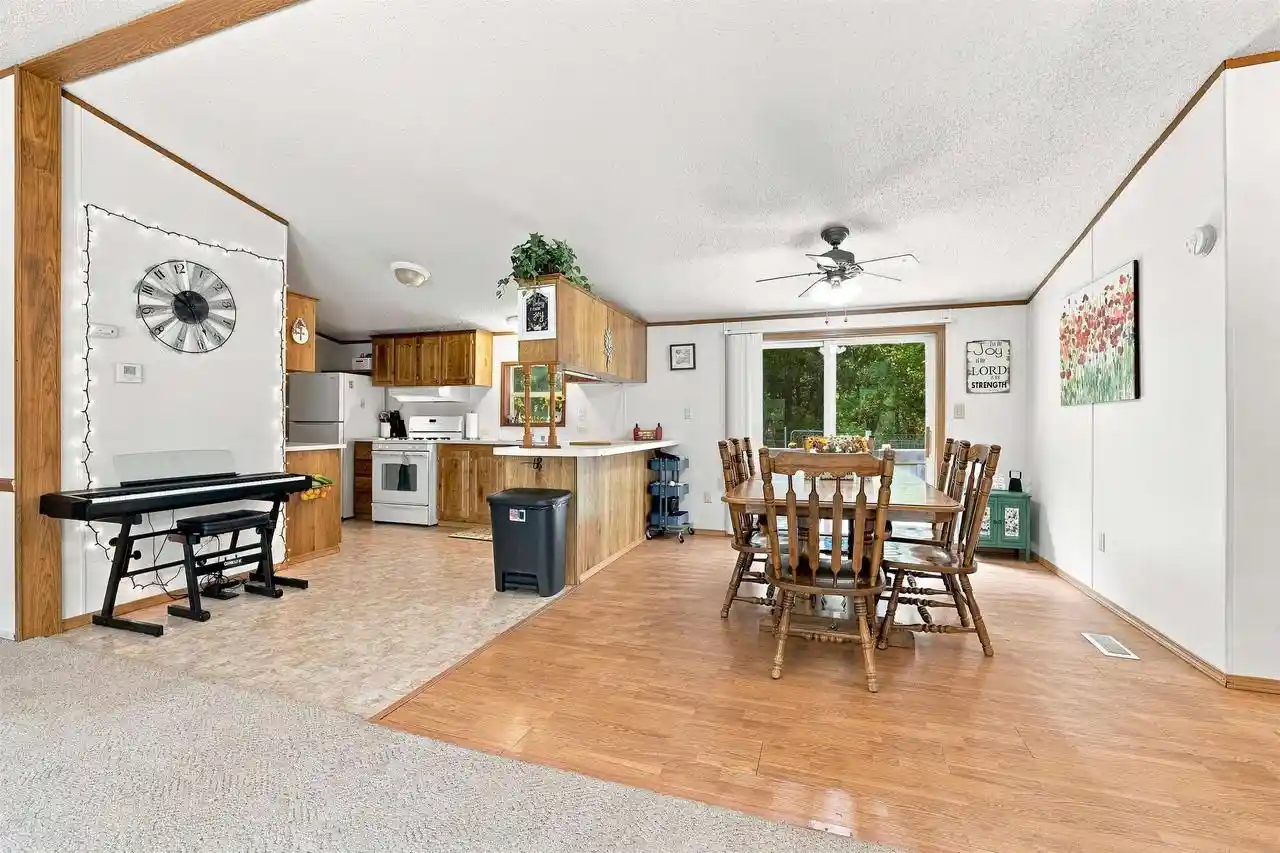 5th image of N2729 S Hill Lane Lane, Redgranite, WI 54970 | MLS# 22603986