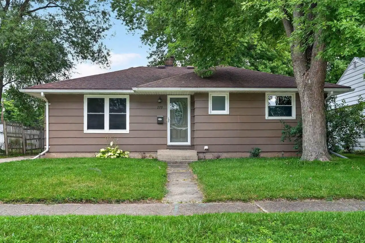 1st image of 279 Muenter Avenue Avenue, Fond Du Lac, WI 54935 | MLS# 50331110