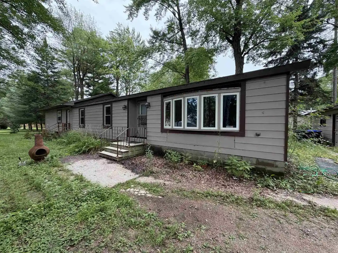 Photo 1 of Single family home for sale at N6005 Lake Dr Dr, Shawano, WI 54166 | MLS# 50331121 | Listing updated on 2026-08-17