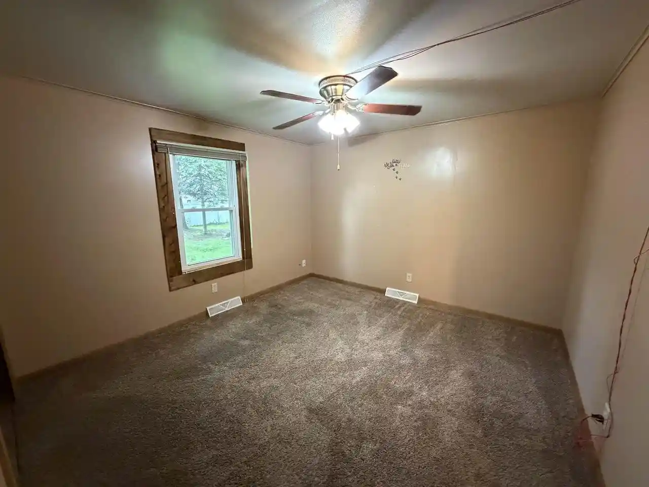 Photo 4 of Single family home for sale at N6005 Lake Dr Dr, Shawano, WI 54166 | MLS# 50331121 | Listing updated on 2026-08-17