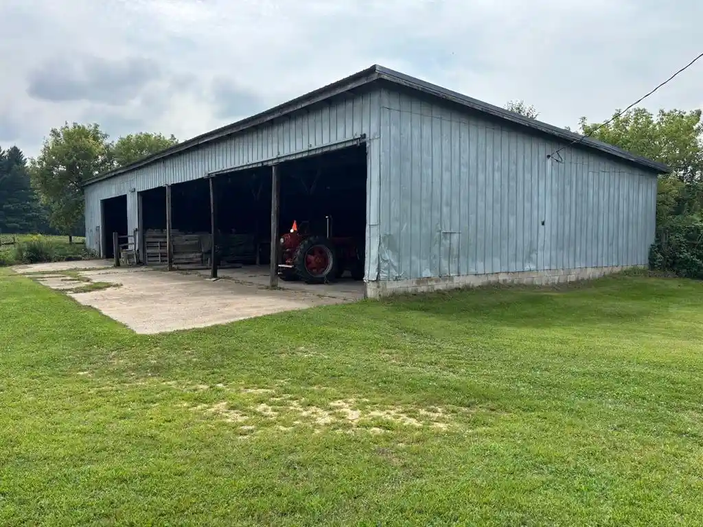 Photo 3 of Single family home for sale at N24454 Washington Coulee Rd, Ettrick, WI 54627 | MLS# 1604275 | Listing updated on 2026-09-02
