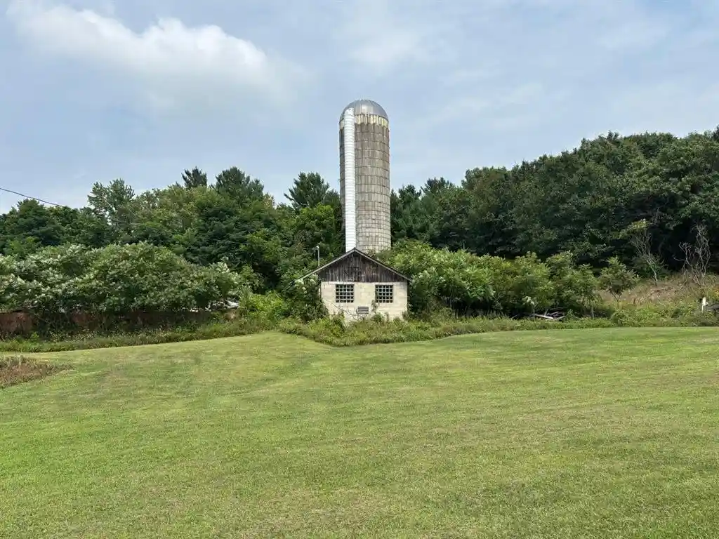 38th image of N24454 Washington Coulee Rd, Ettrick, WI 54627 | MLS# 1604275