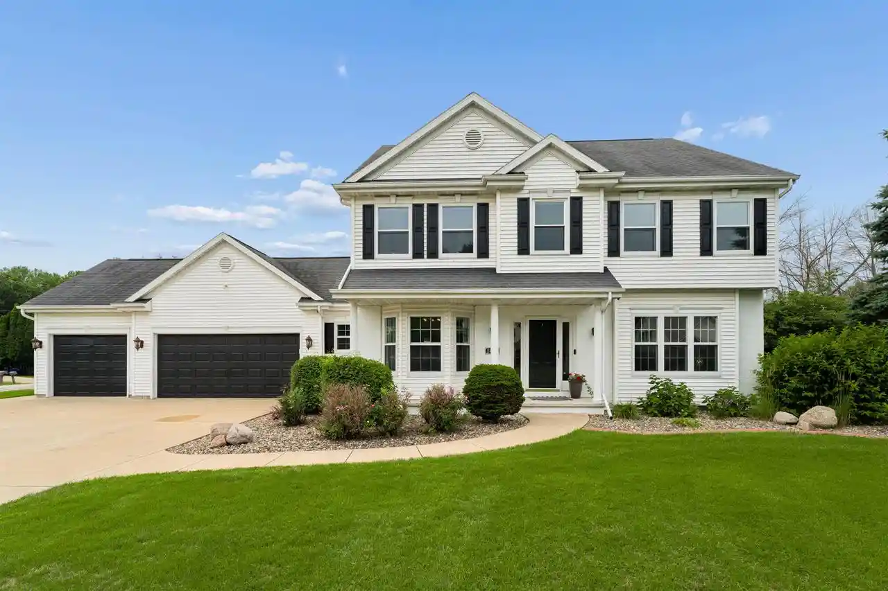 1st image of 2809 Pine Ridge Road Road, Oshkosh, WI 54904 | MLS# 50331125