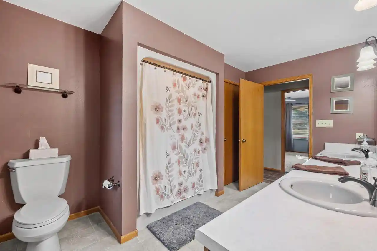 35th image of 4023 N 52nd Street Street, Sheboygan, WI 53083 | MLS# 1976497