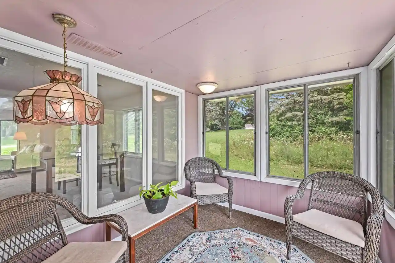 2nd image of N113w13099 Crestview Dr Dr, Germantown, WI 53022 | MLS# 1976493