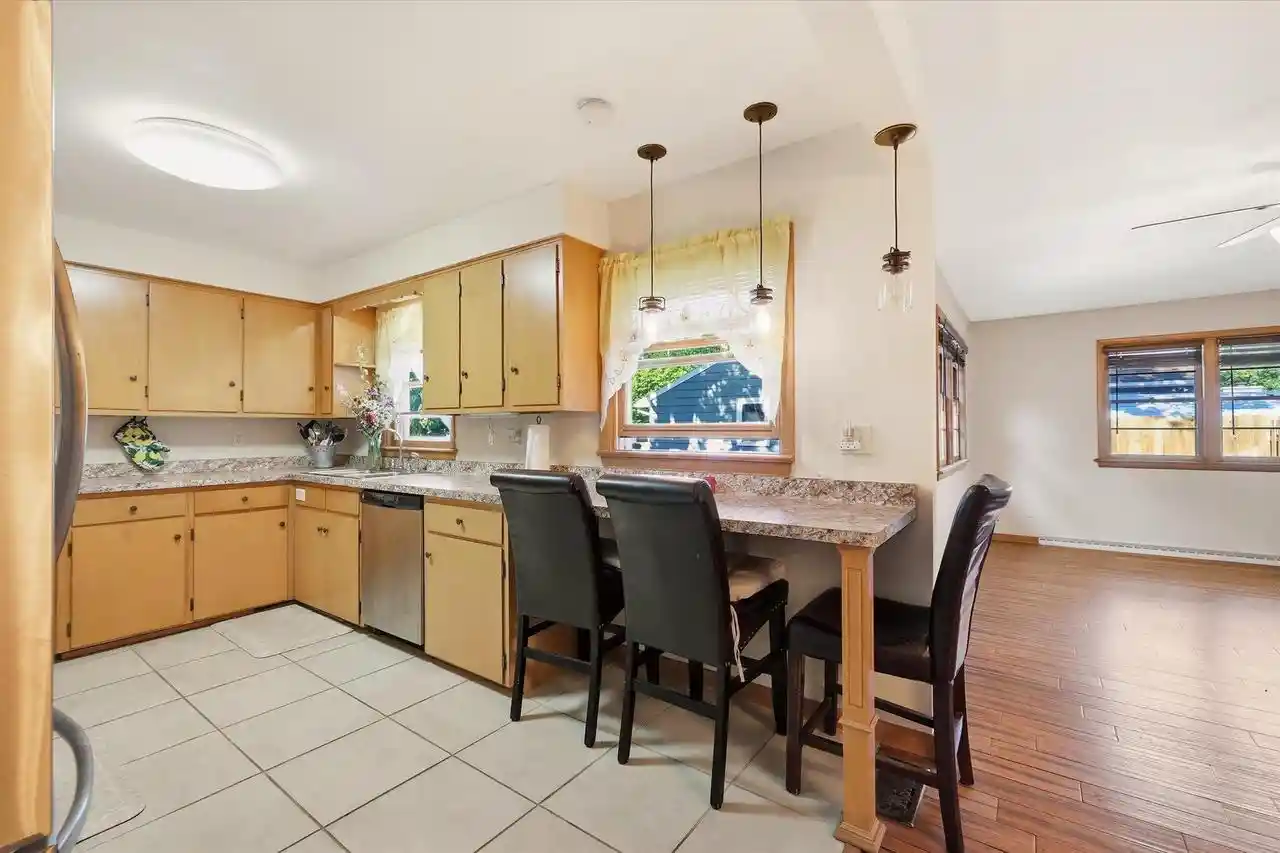 2nd image of 1000 Brewster Avenue Avenue, Beloit, WI 53511 | MLS# 1976498