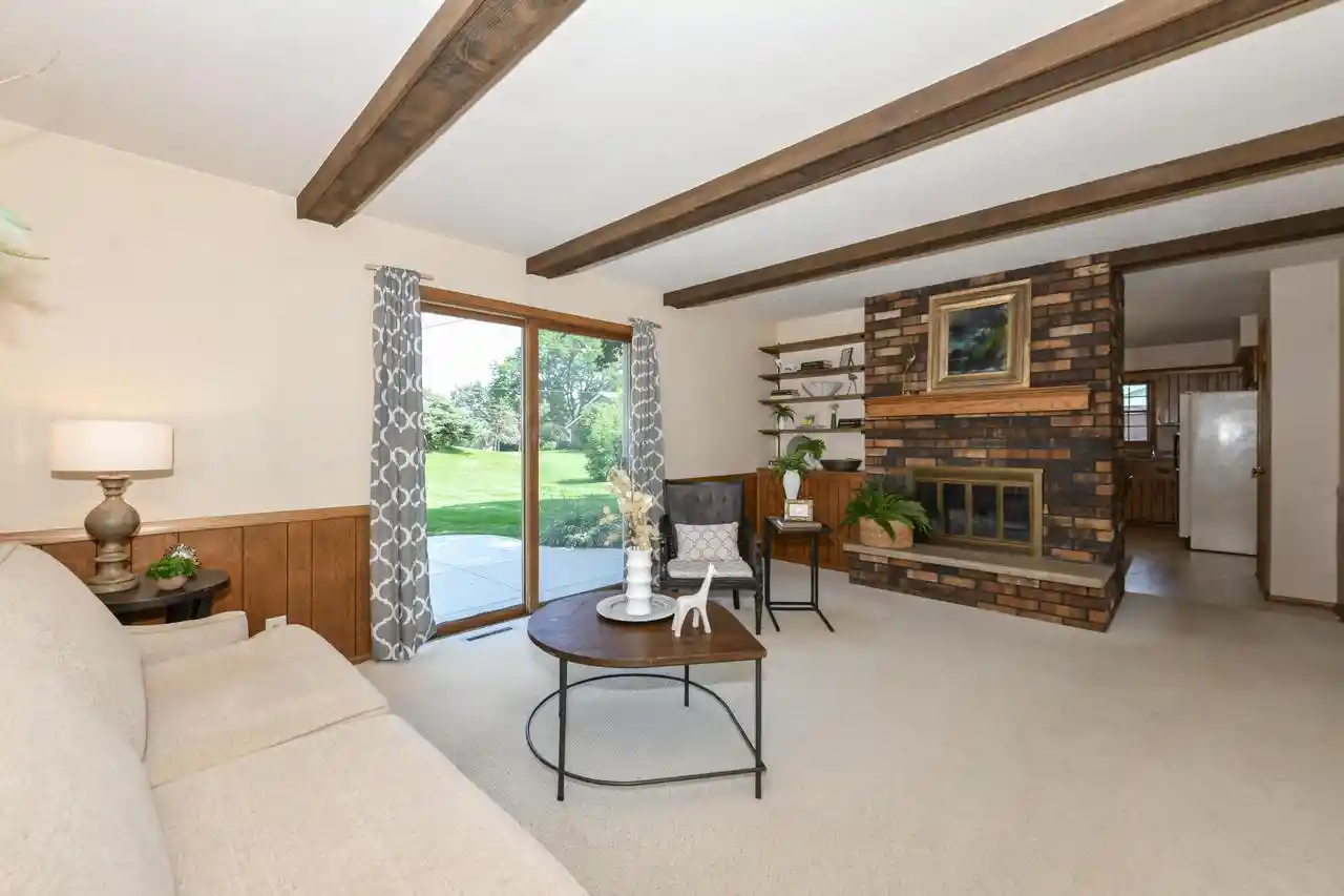 Photo 4 of Sale Pending at 4690 Parkhurst Dr Dr, Brookfield, WI 53045 | MLS# 1976500 | Listing updated on 2026-08-29