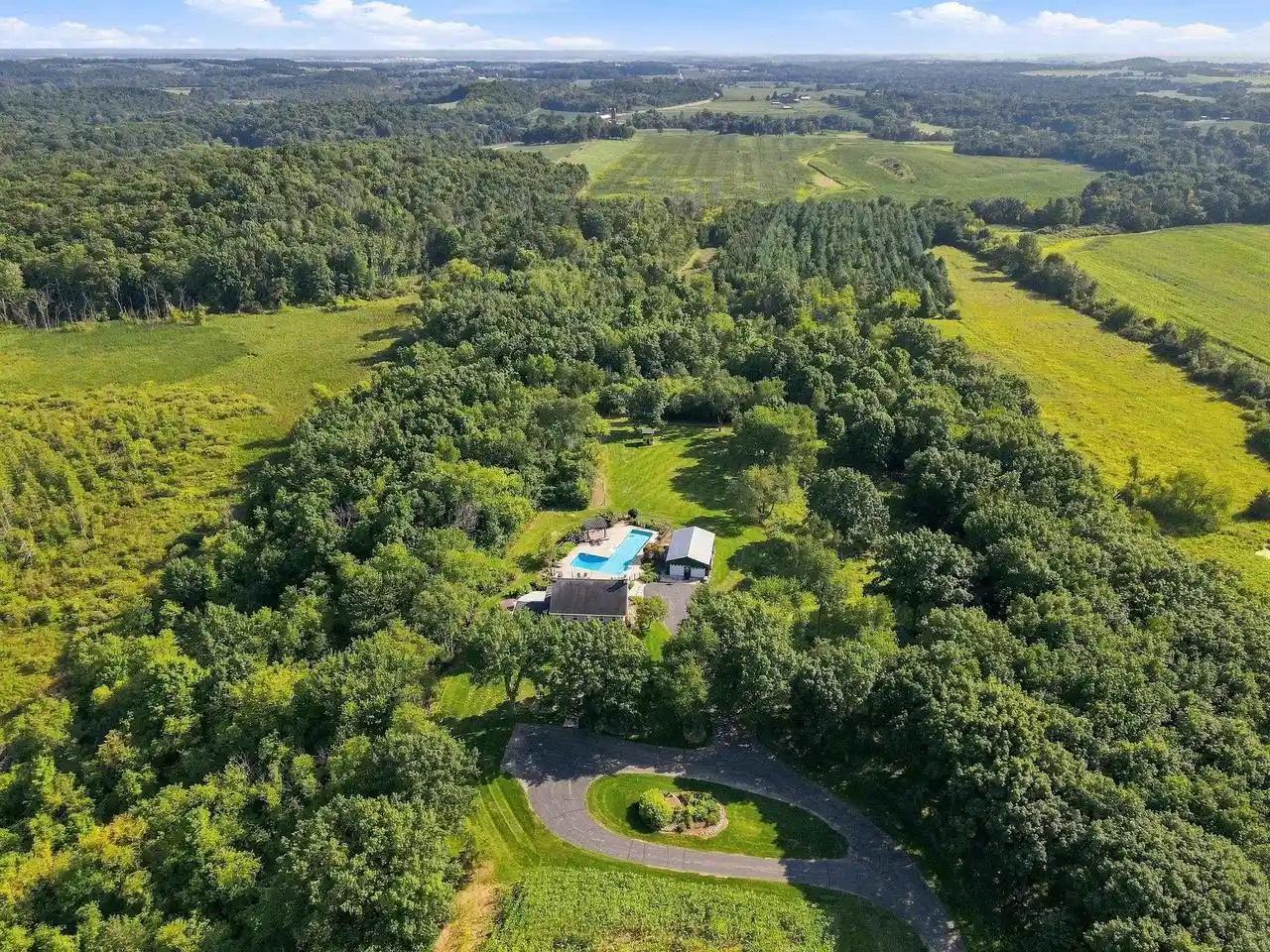 Photo 1 of Single family home for sale at W2753 County Rd Y, Helenville, WI 53137 | MLS# 2030659 | Listing updated on 2026-09-15