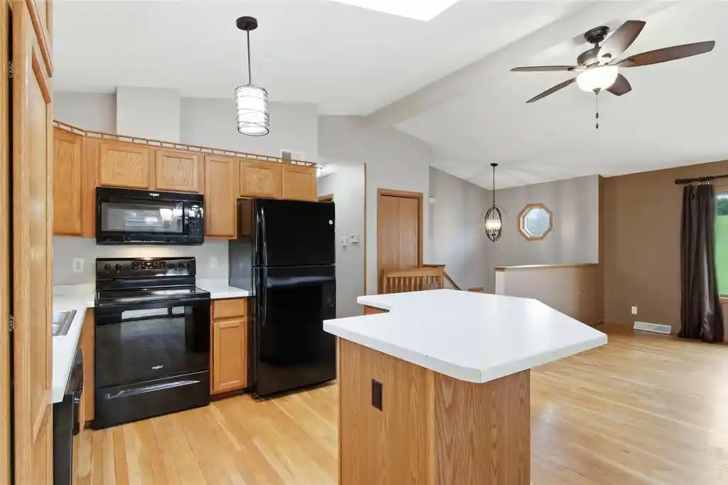 Photo 4 of Single family home for sale at 9650 Hwy 53, Fall Creek, WI 54742 | MLS# 1604262 | Listing updated on 2026-09-16