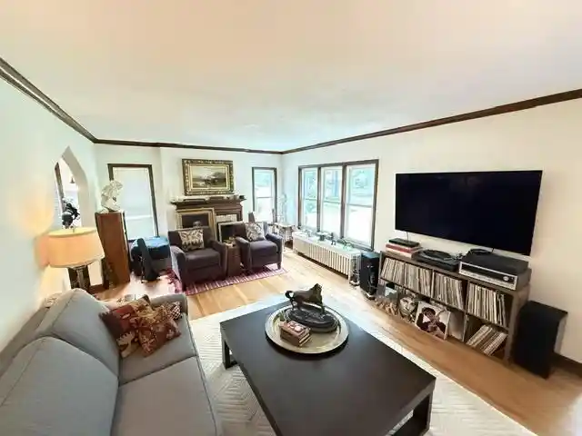 Photo 4 of Sale Pending at 1183 Columbus Circle Circle, Janesville, WI 53545 | MLS# 2030656 | Listing updated on 2026-09-16