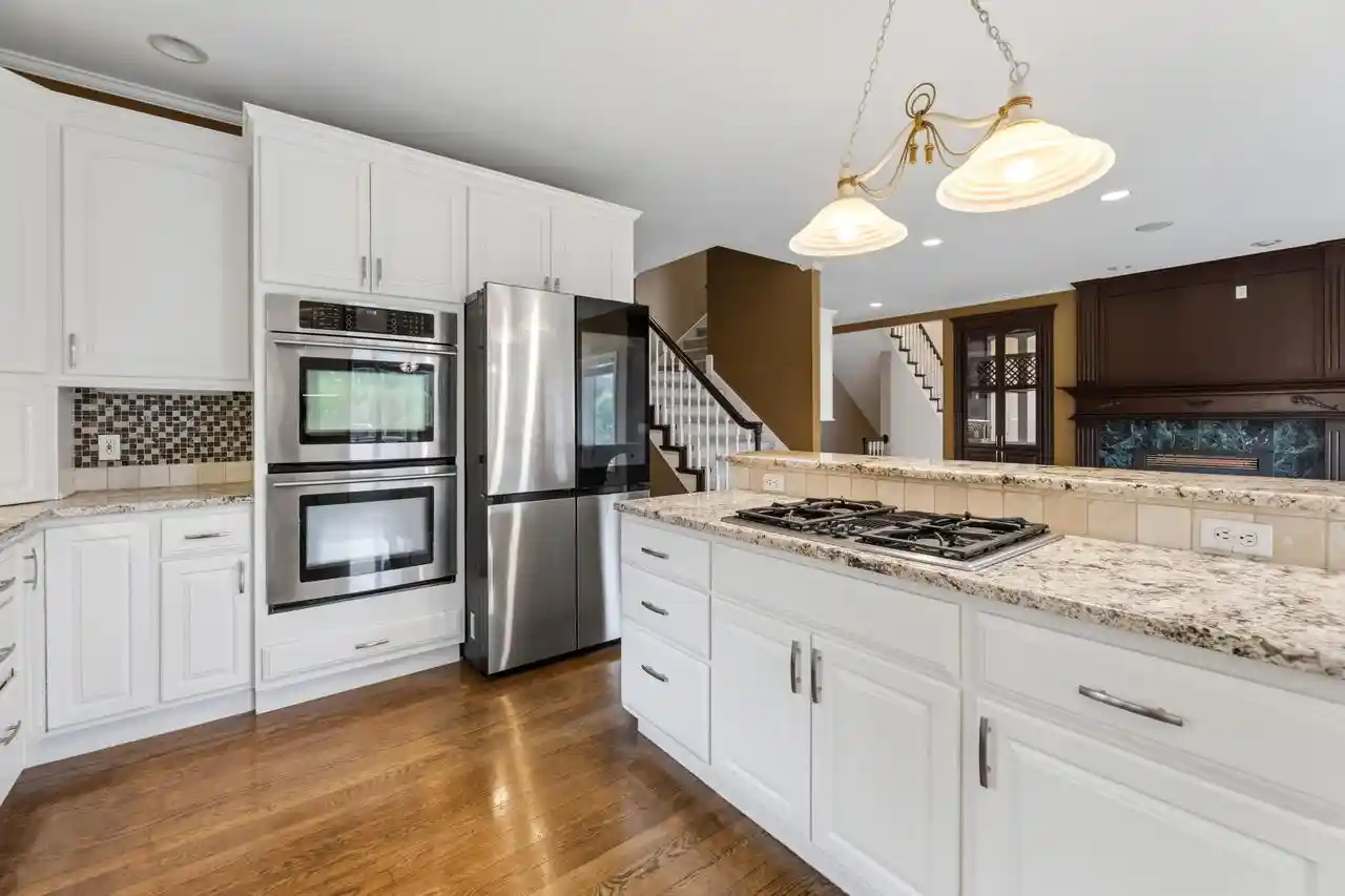 Photo 2 of Single family home for sale at 801 Spring Brook Dr Dr, Winona, MN 55987 | MLS# 1976516 | Listing updated on 2026-10-13