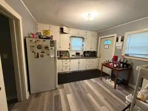 image of 804 Fry St St, Eau Claire, WI 54703