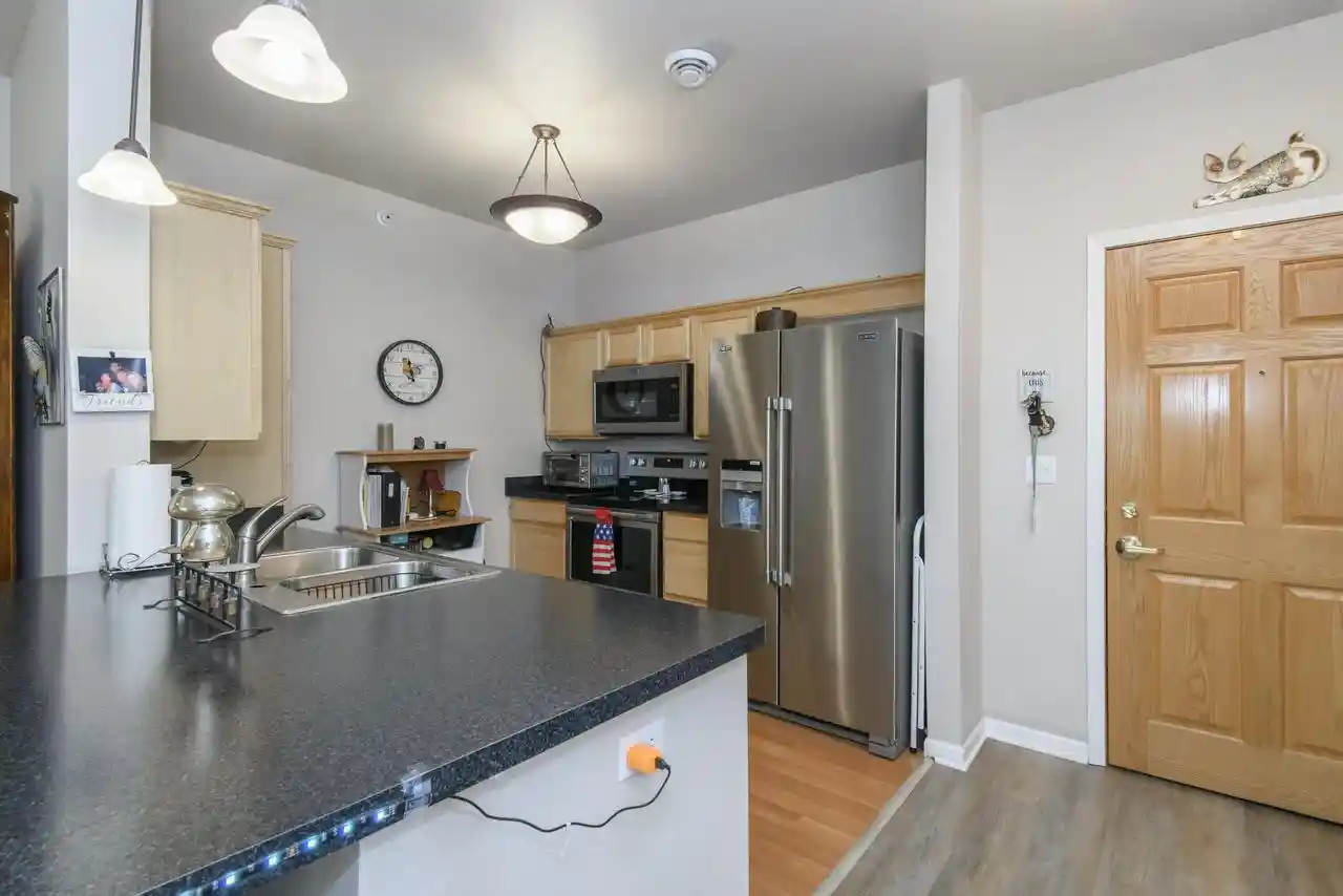 2nd image of W129n6811 Northfield Dr Dr, Menomonee Falls, WI 53051