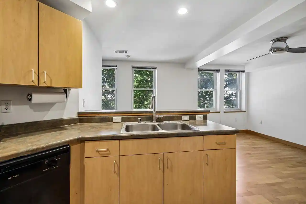 2nd image of 111 N Hamilton St St, Madison, WI 53703