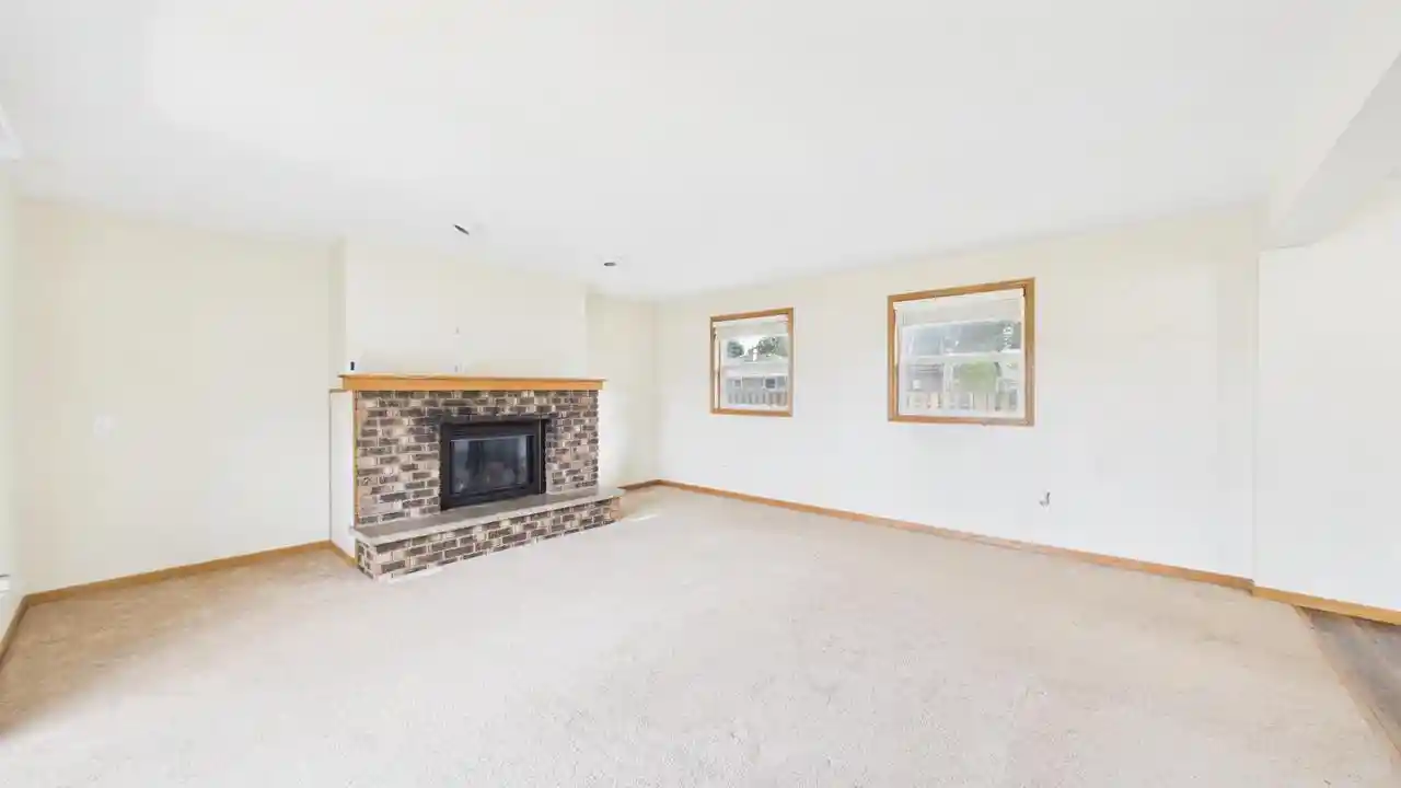 Photo 3 of Single family home for sale at 2208 N Linwood Avenue Avenue, Appleton, WI 54914 | MLS# 50331118 | Listing updated on 2026-09-14