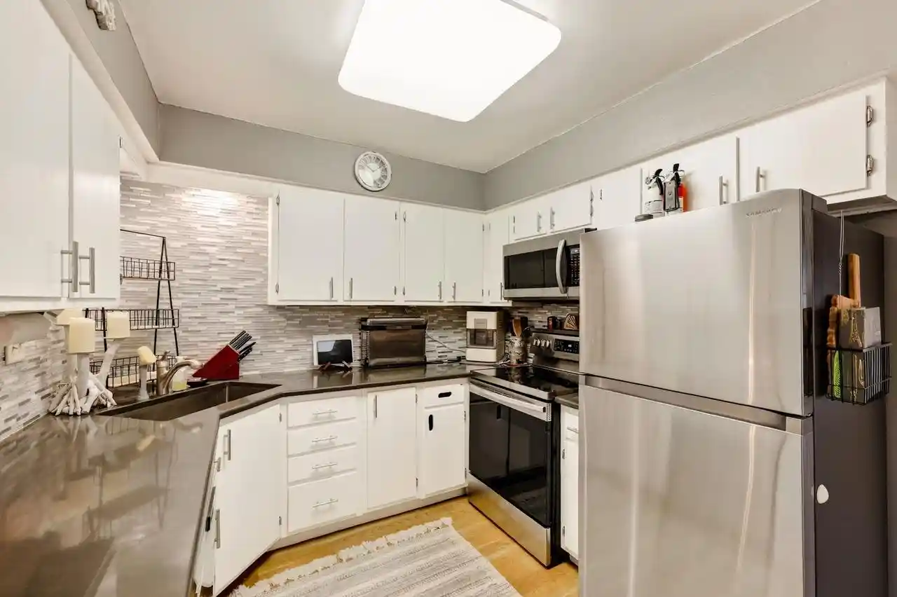 2nd image of 242 Grand Canyon Dr Dr, Madison, WI 53705 | MLS# 2030697