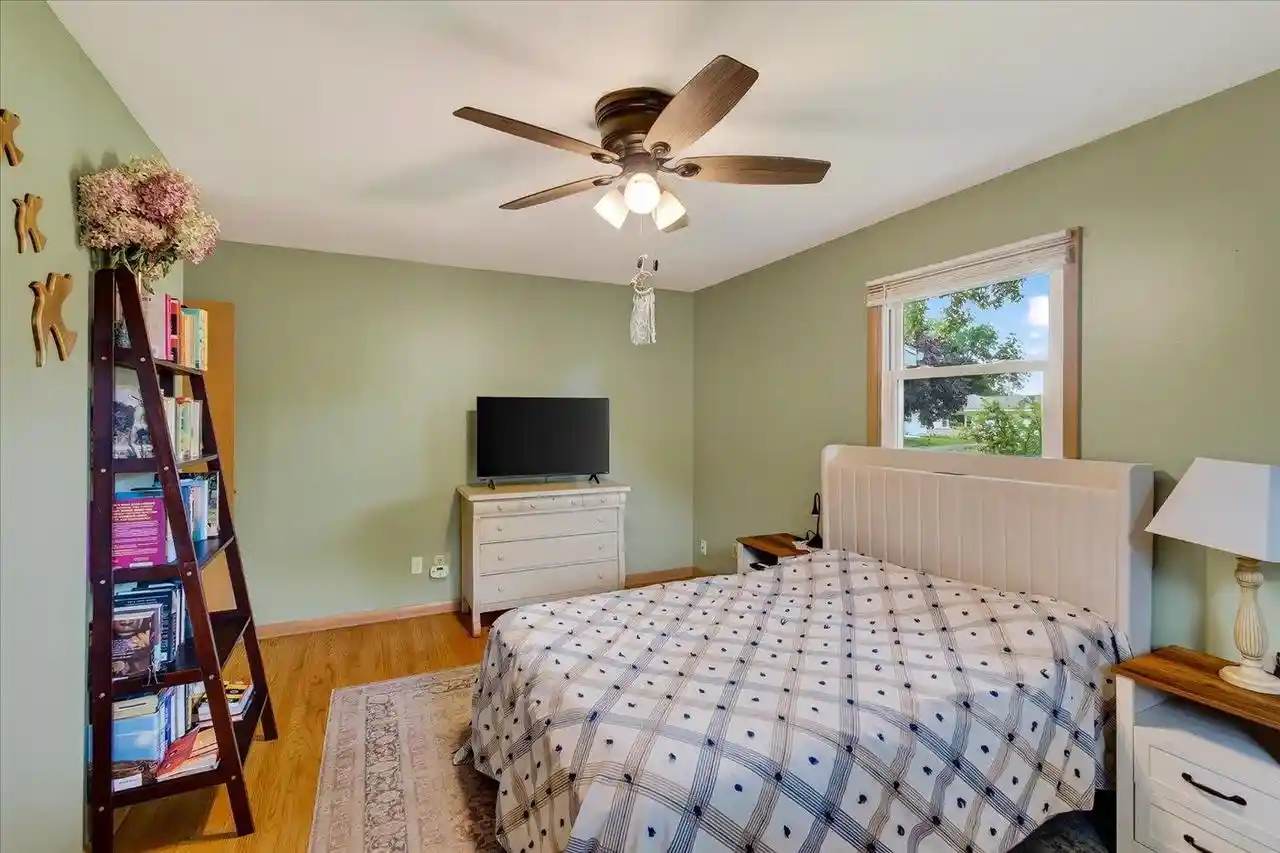 Photo 3 of Single family home for sale at 187 Sterling Dr Dr, Oregon, WI 53575 | MLS# 2030702 | Listing updated on 2026-09-15