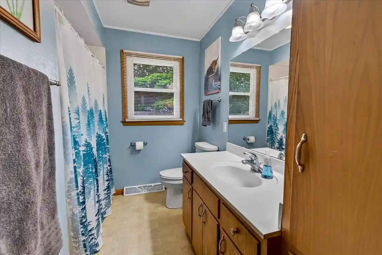 Photo 4 of Single family home for sale at 187 Sterling Dr Dr, Oregon, WI 53575 | MLS# 2030702 | Listing updated on 2026-09-15