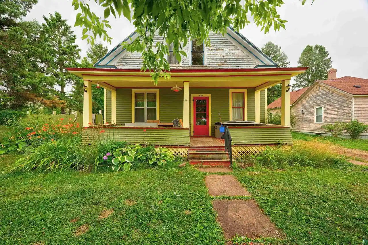 1st image of 419 W 3rd St St, Washburn, WI 54891 | MLS# 6127416