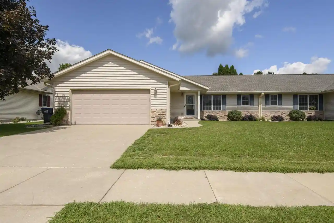 1st image of 419 Jewel Street Street, Juneau, WI 53039 | MLS# 1976549