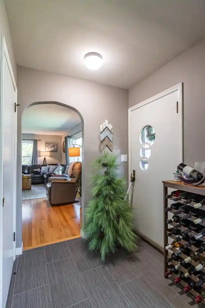 Photo 4 of Sale Pending at 2104 22Nd Street Street S Street S, La Crosse, WI 54601 | MLS# 1976546 | Listing updated on 2026-08-19