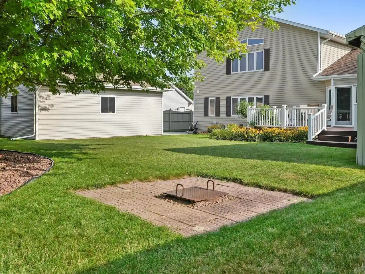 3rd image of 2810 44Th Street Street, Two Rivers, WI 54241 | MLS# 1976553