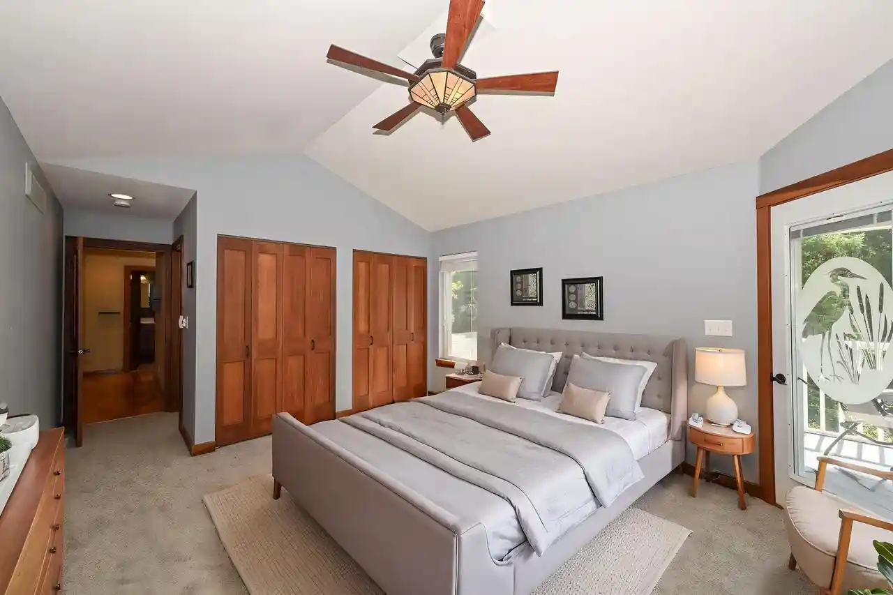 5th image of 12659 N East Shoreland Dr Dr, Mequon, WI 53092 | MLS# 1976552