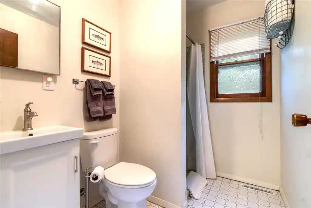 2nd image of 14255 W Court Oreilles Lake Dr Dr, Hayward, WI 54843 | MLS# 1604251