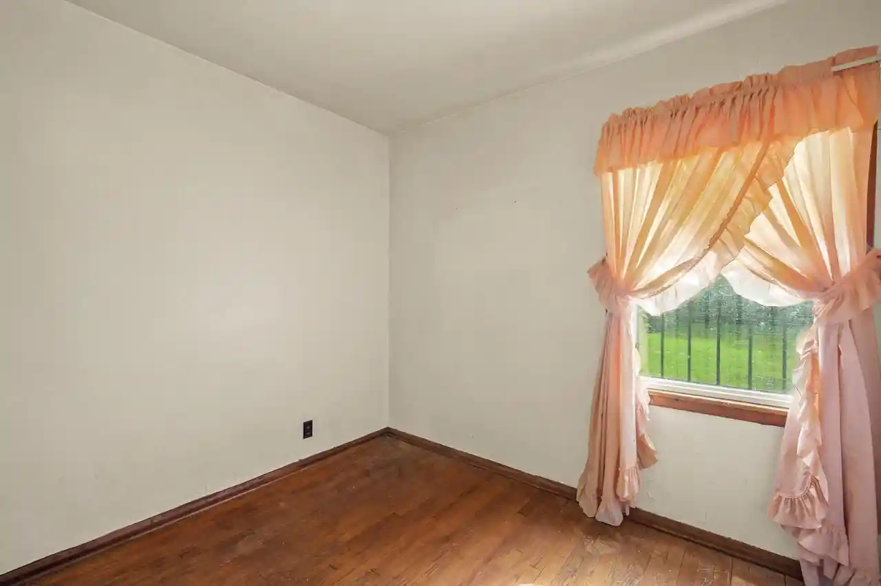 Photo 11 of Single family home for sale at 4908 N 27th Street Street, Milwaukee, WI 53209 | MLS# 1976556 | Listing updated on 2026-09-11