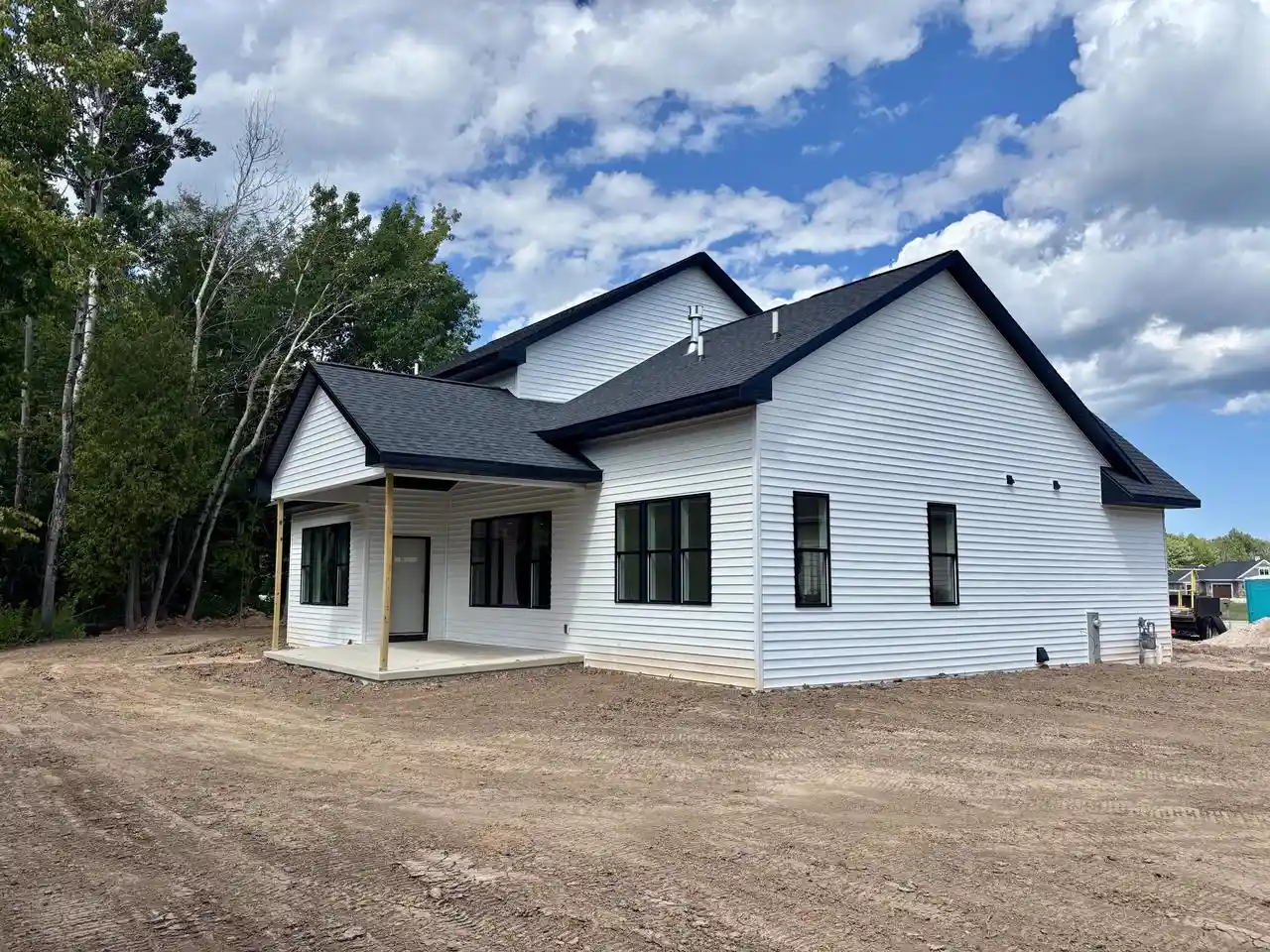 8th image of 338 Mosie Court Court, Manitowoc, WI 54220 | MLS# 1976572