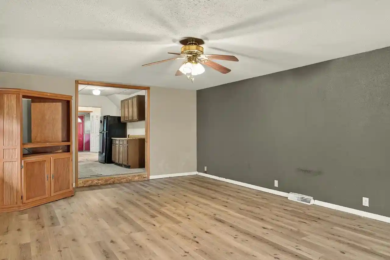 2nd image of 525 W Bannerman Avenue Avenue, Redgranite, WI 54970 | MLS# 2030722