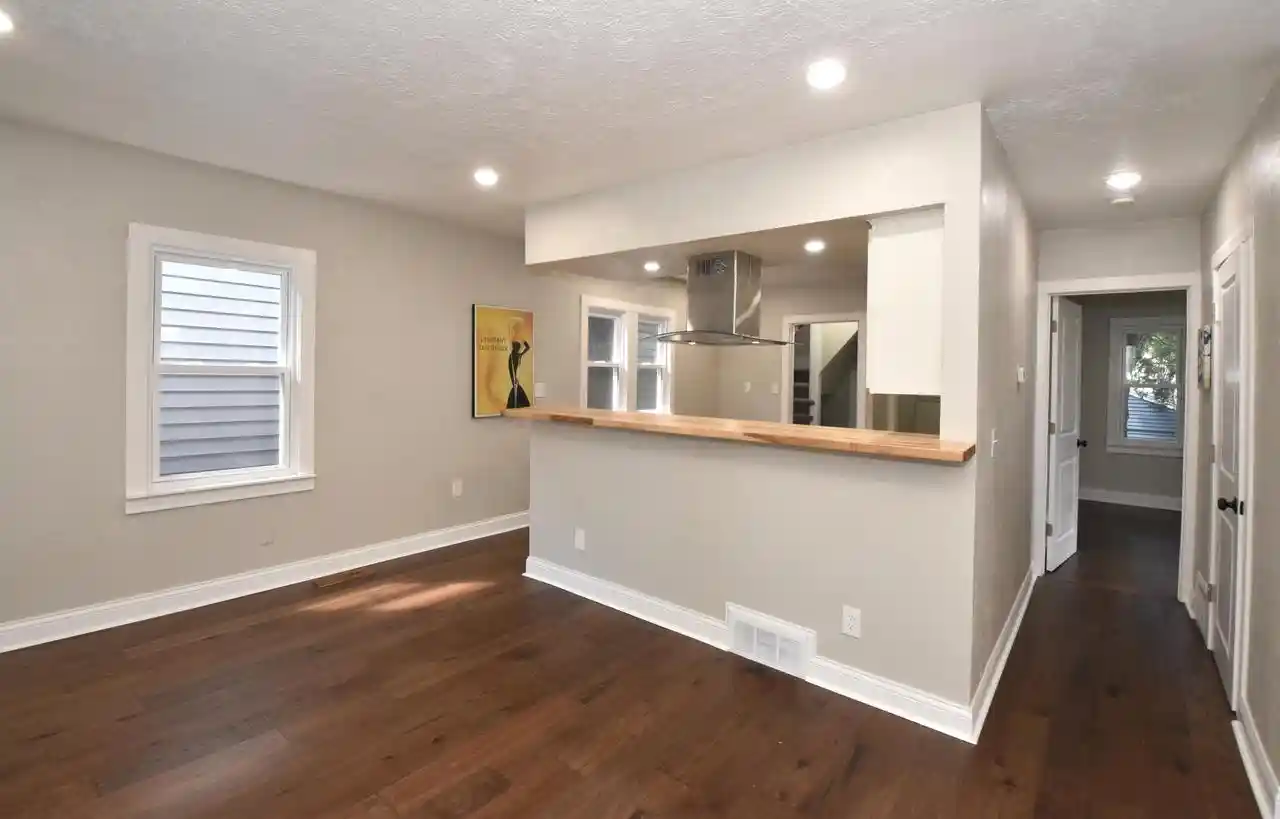 2nd image of 5527 N 34th Street Street, Milwaukee, WI 53209 | MLS# 1976578